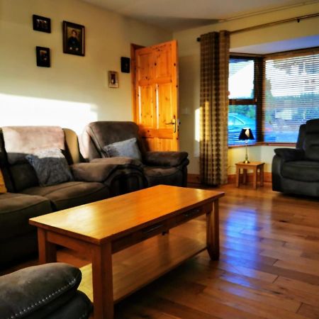 Picturesque Riverside Home カアーサイビーン エクステリア 写真